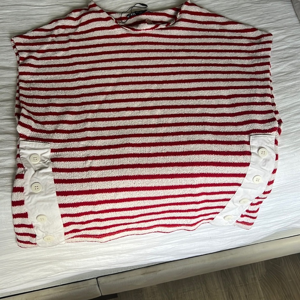 Zara top never worn
